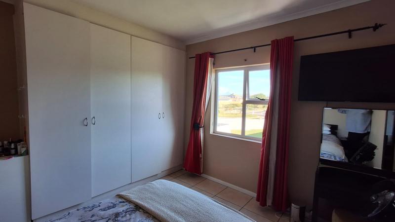 2 Bedroom Property for Sale in Parklands Western Cape